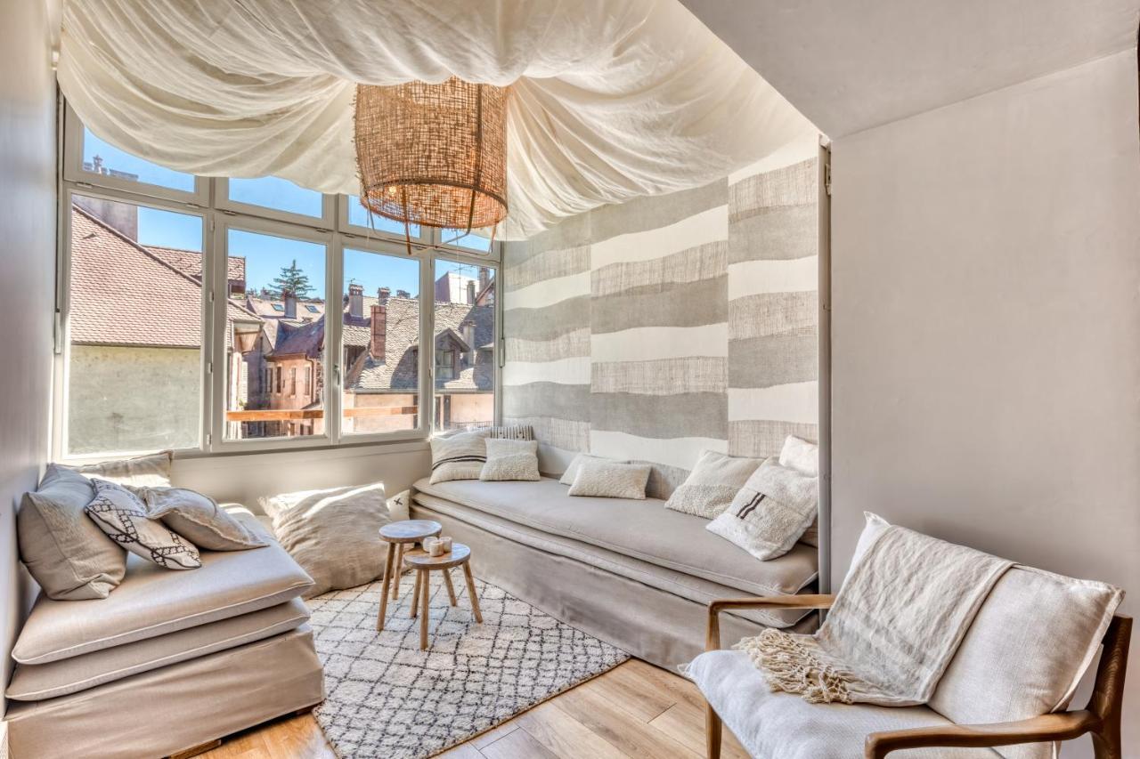 Un Lieu Unique Le Boheme Apartment อานซี ภายนอก รูปภาพ