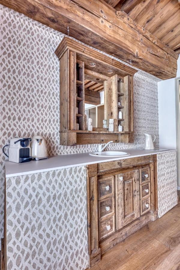 Un Lieu Unique Le Boheme Apartment อานซี ภายนอก รูปภาพ